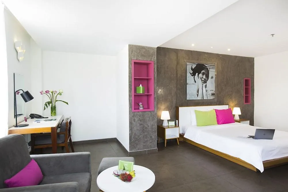 Emm Hotel Saigon Хошимин 3*,